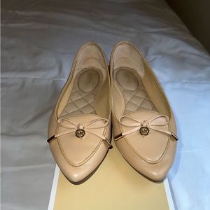 Michael Kors Nancy Flat